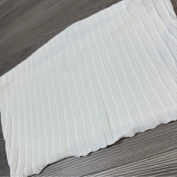 Meshki White Ribbed Strapless Tube Top Minimalist Chic Stretchy Festival Basic - Picture 2 of 3